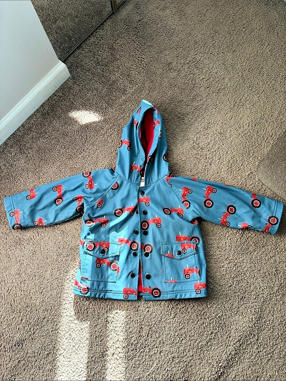 Hatley Landscape Tractors Rain Jacket Kids Hooded Raincoat Blue & Red